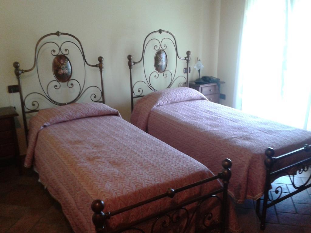 Agriturismo La Sapienza Monestirolo Buitenkant foto